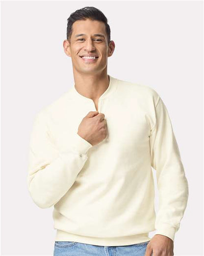 Unisex Softstyle® Midweight 1/4 Zip Sweatshirt